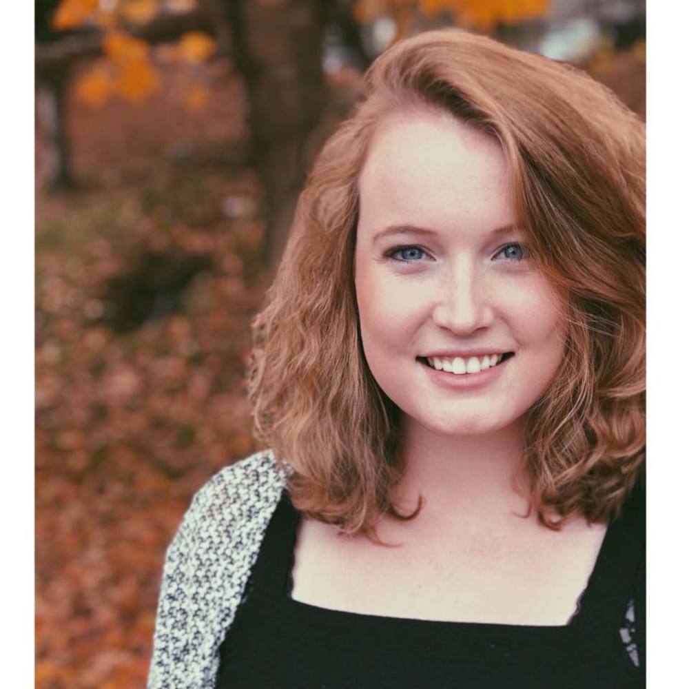 Meet your Posher, Holly